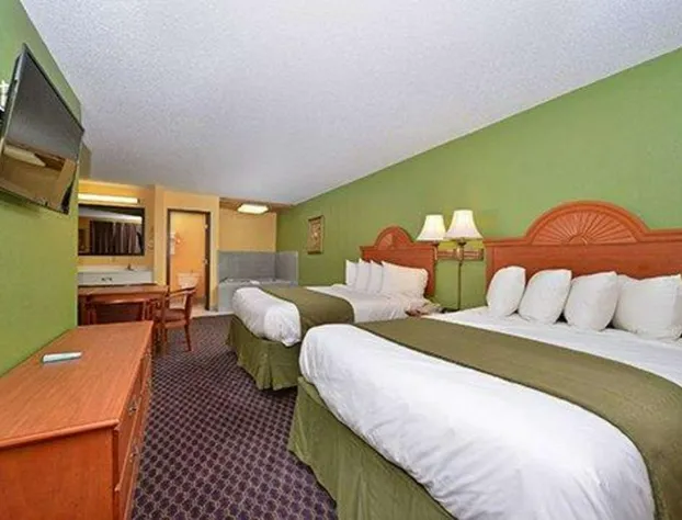 Quality Inn & Suites Grinnell near University hotel detail image 2