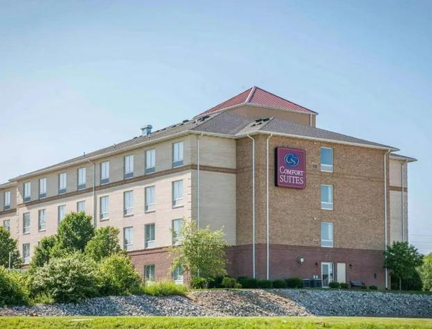 Comfort Suites Southport hotel detail image 2