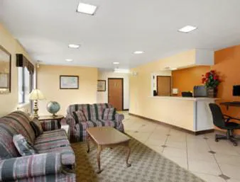 Super 8 by Wyndham Danville hotel detail image 4