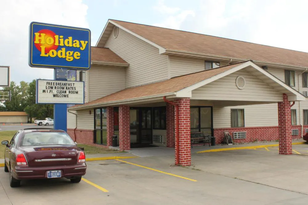 Holiday Lodge hotel hero