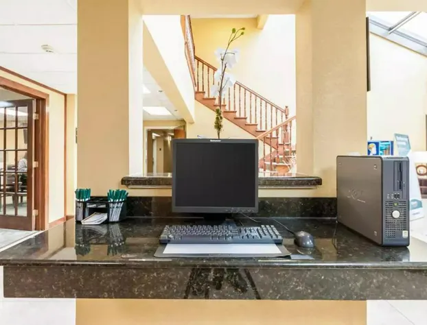 Quality Inn & Suites Lafayette hotel detail image 4