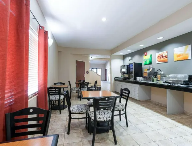 Quality Inn & Suites Lake Charles South hotel detail image 1