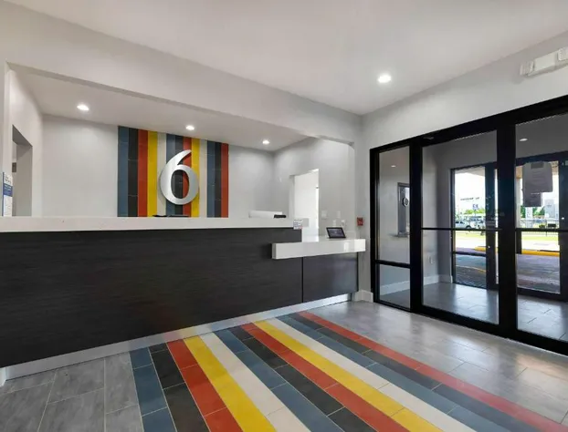 Motel 6 Lake Charles, LA hotel detail image 2