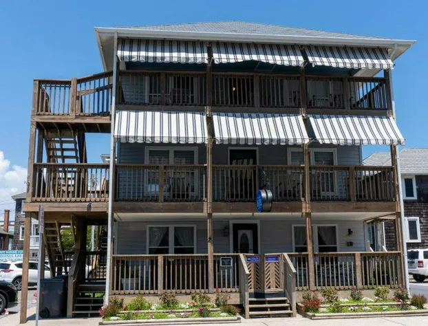 Beach Walk hotel detail image 2