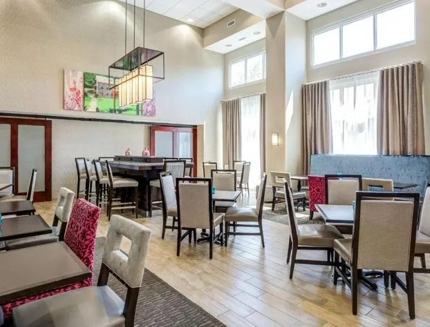 Hampton Inn & Suites Westford-Chelmsford hotel detail image 4