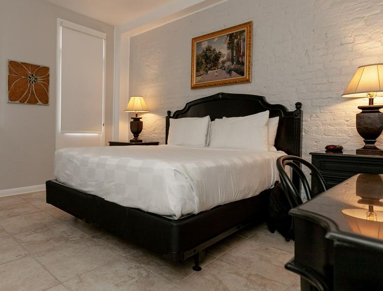 Chateau Hotel hotel detail image 4