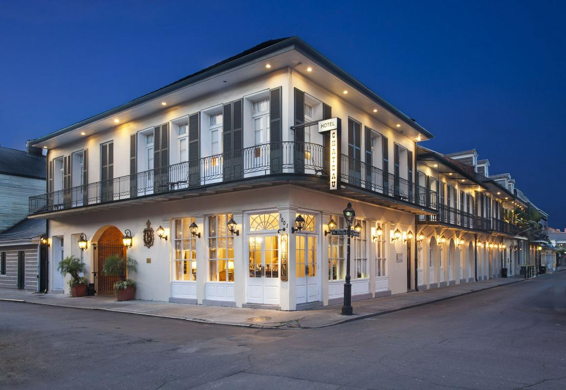 Chateau Hotel hotel hero