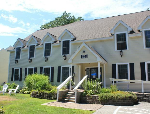 The Admiral's Inn Resort hotel detail image 1