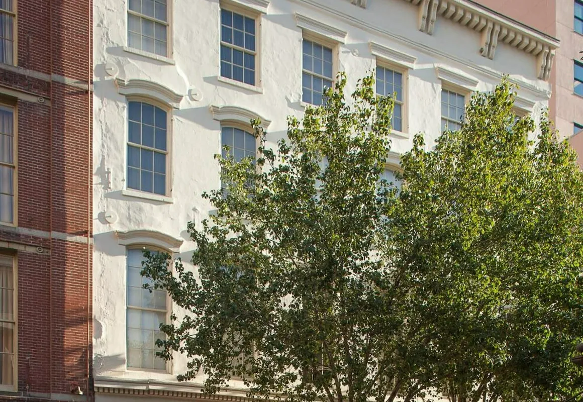 Loft 523 New Orleans hotel hero