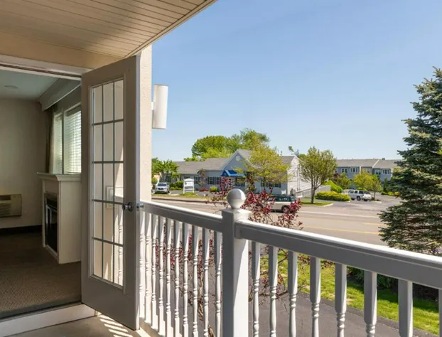 Ogunquit Hotel & Suites hotel detail image 4