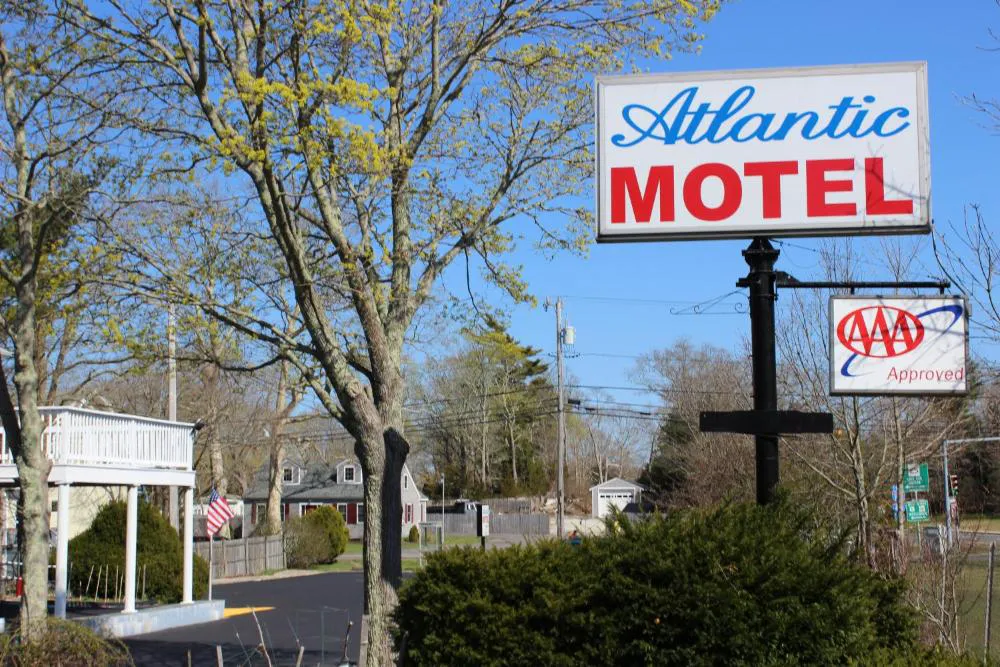 The Atlantic Motel hotel hero
