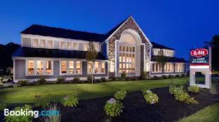 Aiden by Best Western Cape Cod - West Yarmouth hotel detail image 1