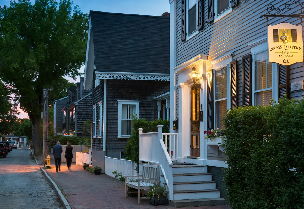 Brass Lantern Inn hotel hero