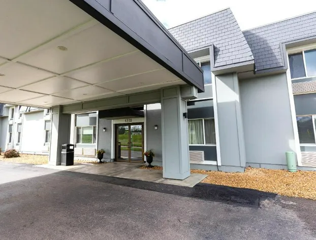 Coratel Inn & Suites by Jasper Mankato hotel detail image 3