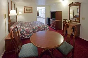 Americas Best Value Inn Lansing hotel detail image 2