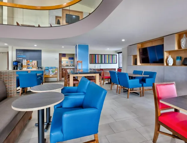 Holiday Inn Express Detroit-Warren by IHG hotel detail image 3