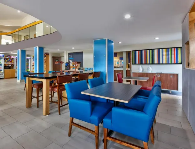 Holiday Inn Express Detroit-Warren by IHG hotel detail image 4