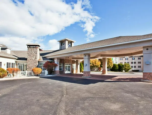 Holiday Inn Express St. Ignace-Lake Front by IHG hotel detail image 3