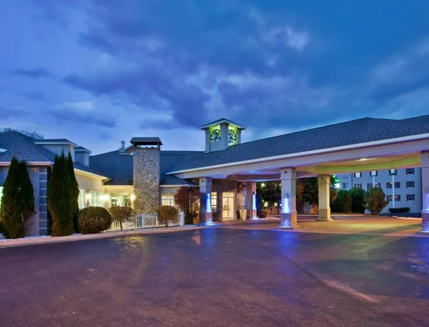 Holiday Inn Express St. Ignace-Lake Front by IHG hotel detail image 1