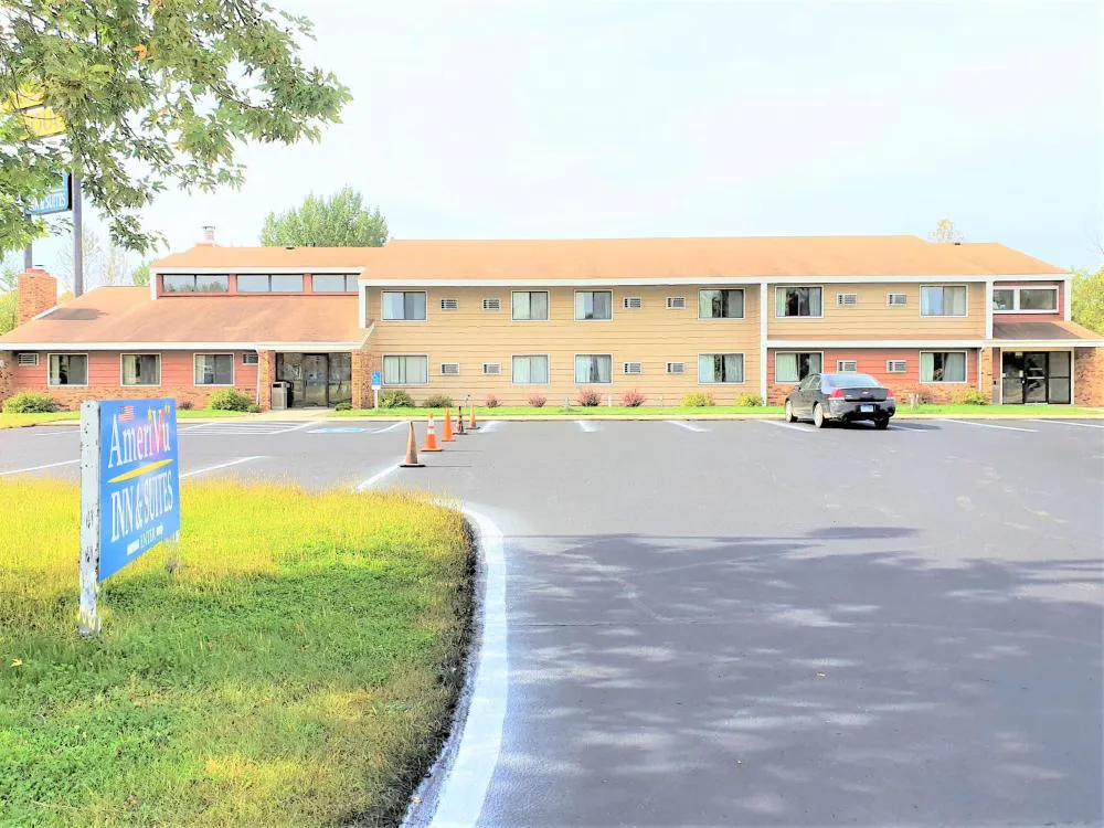 AmeriVu Inn & Suites - Avon hotel hero