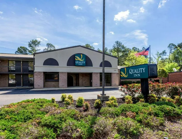 Quality Inn Tupelo Central hotel detail image 1