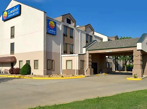 Comfort Inn And Suites Joplin hotel detail image 1