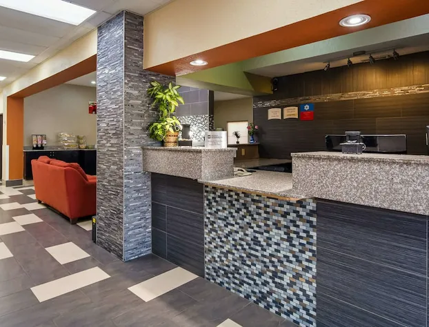 Red Lion Inn & Suites Blue Springs hotel detail image 1