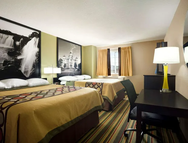 Super 8 by Wyndham Joplin hotel detail image 4