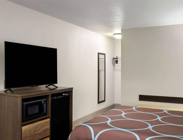 Super 8 by Wyndham Fallon hotel detail image 4