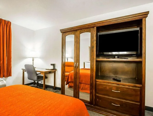 Quality Inn & Suites North Springfield hotel detail image 1