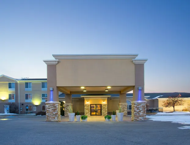 Holiday Inn Express & Suites Lexington by IHG hotel detail image 1