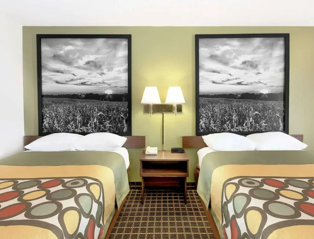 Super 8 by Wyndham Norfolk hotel detail image 2