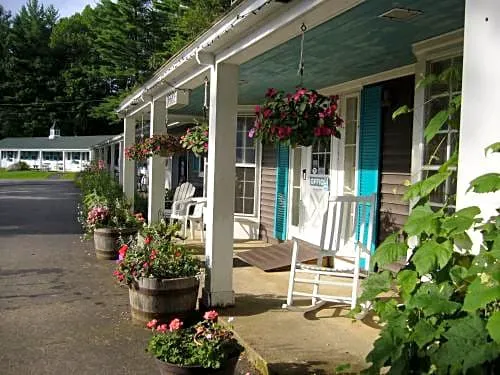 White Trellis Motel hotel detail image 3