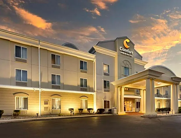 Comfort Inn And Suites hotel detail image 3