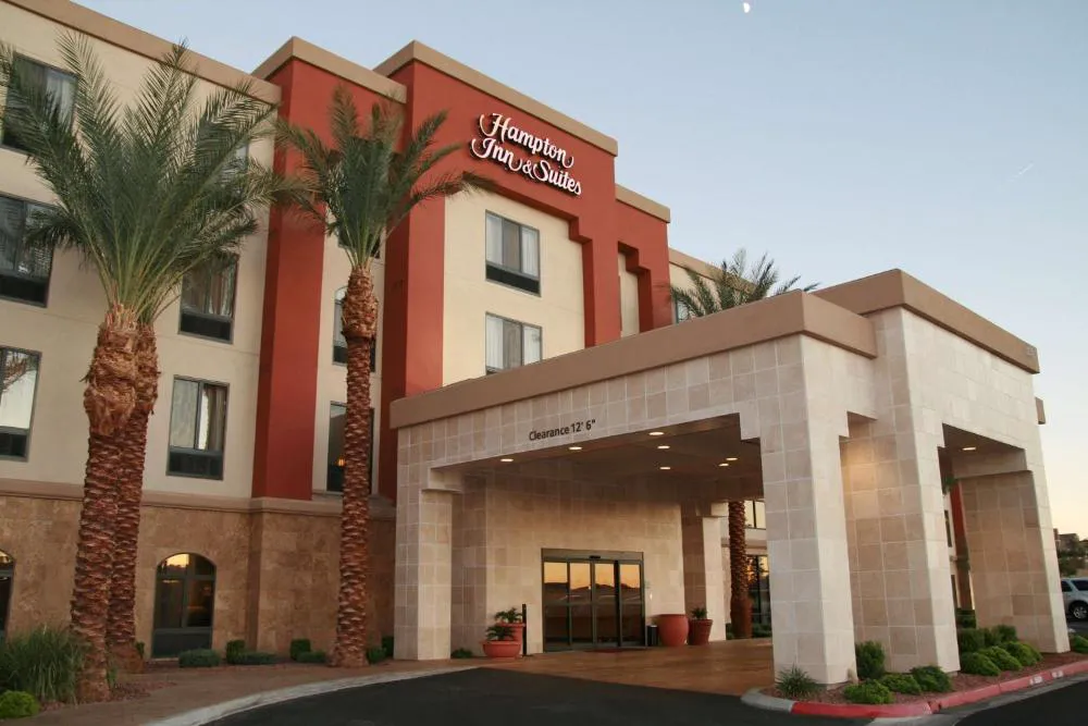 Hampton Inn & Suites Las Vegas South hotel hero