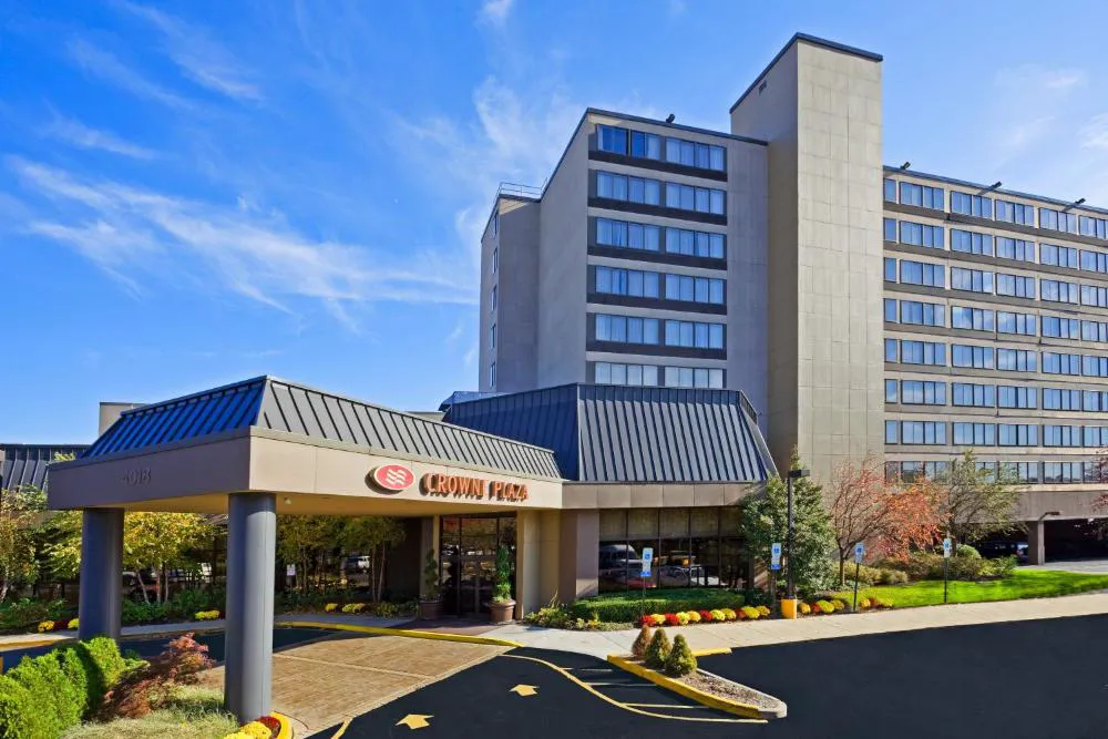 Crowne Plaza Englewood by IHG hotel hero