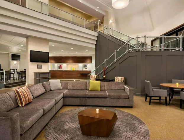 Crowne Plaza Englewood by IHG hotel detail image 4