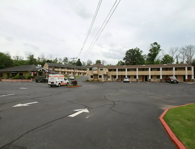 Travel Inn & Suites hotel detail image 3