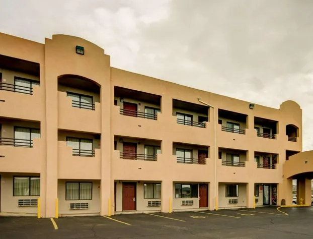 Econo Lodge Albuquerque East hotel detail image 3