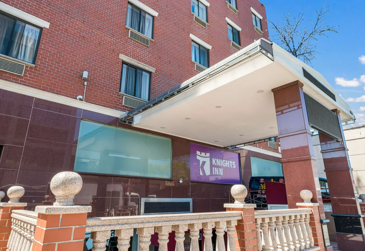 Knights Inn Brooklyn Sunset Park hotel hero