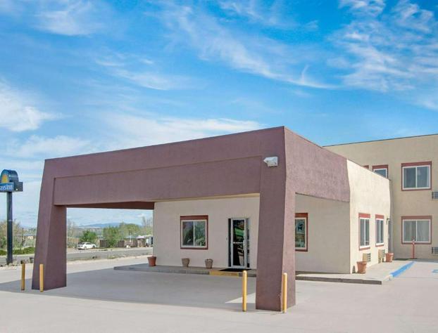 Days Inn by Wyndham Taos hotel detail image 1