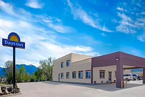 Days Inn by Wyndham Taos hotel hero