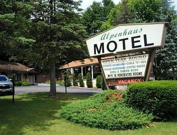 Alpenhaus Motel hotel detail image 4