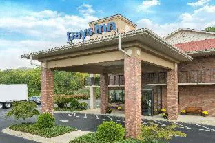 Days Inn by Wyndham Asheville Downtown North hotel hero