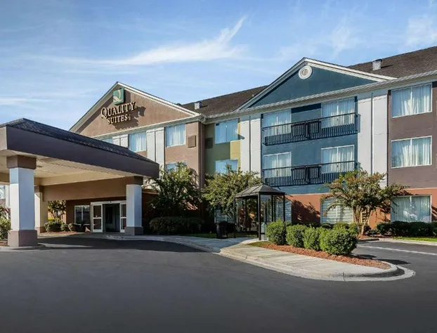 Quality Suites Pineville - Charlotte hotel detail image 2