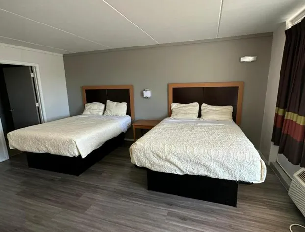 Budgetel Inn and Suites hotel detail image 4