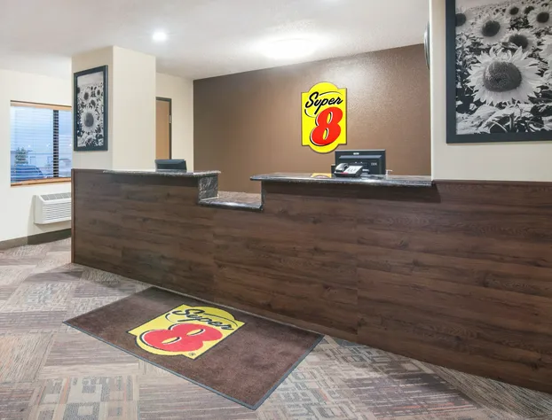 Super 8 by Wyndham Jamestown hotel detail image 1