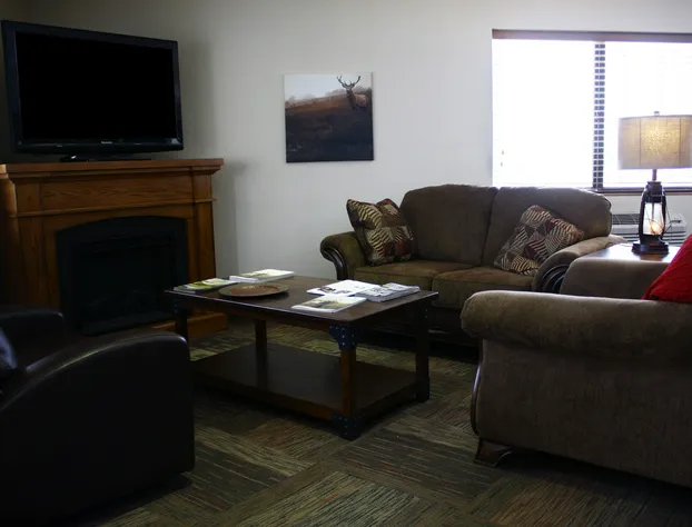 Super 8 by Wyndham Jamestown hotel detail image 4