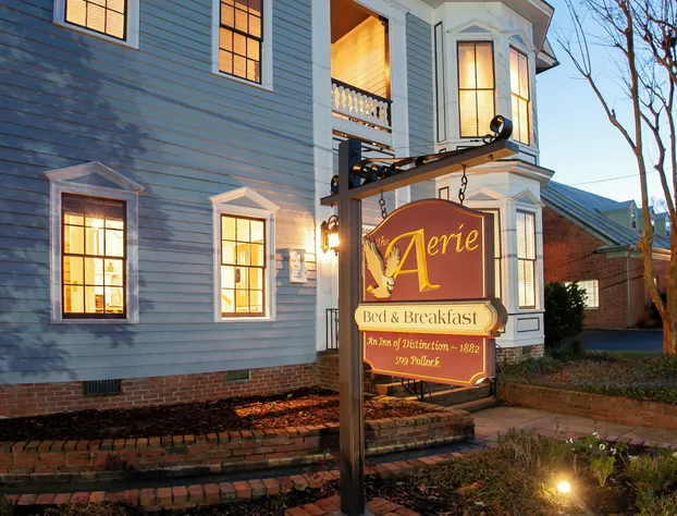 The Aerie Bed and Breakfast hotel detail image 3