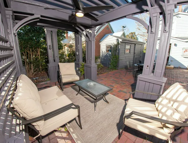 The Aerie Bed and Breakfast hotel detail image 4